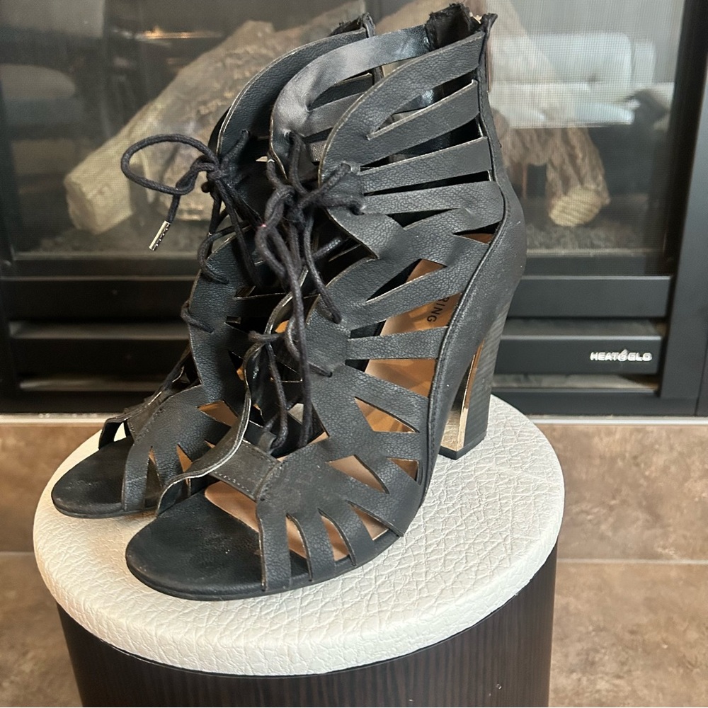 Call It Spring Lace Up Strappy Black 4’ Block Heels with Chrome Detail Size 9